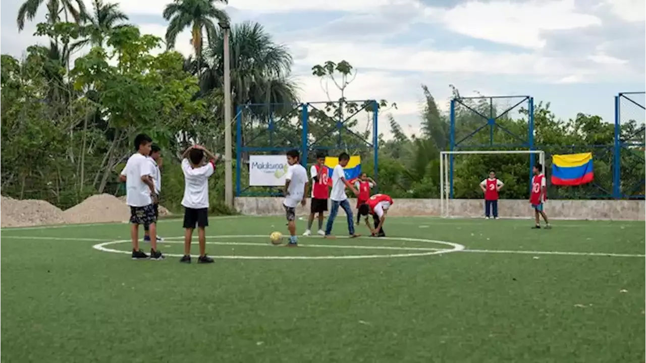 La apuesta de niños de Putumayo para huir del reclutamiento y la