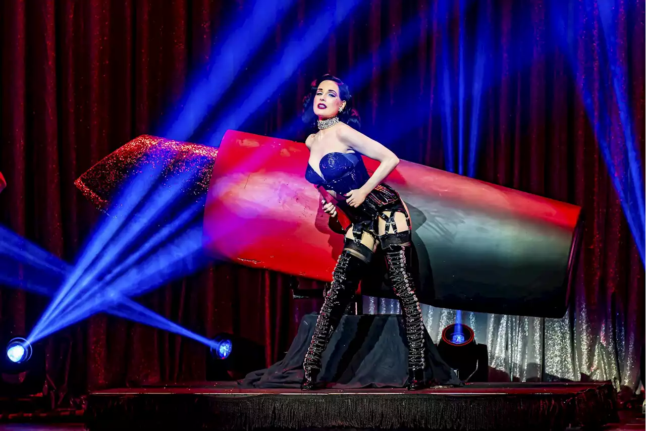 Variétéster Dita Von Teese komt naar België met meest extravagante