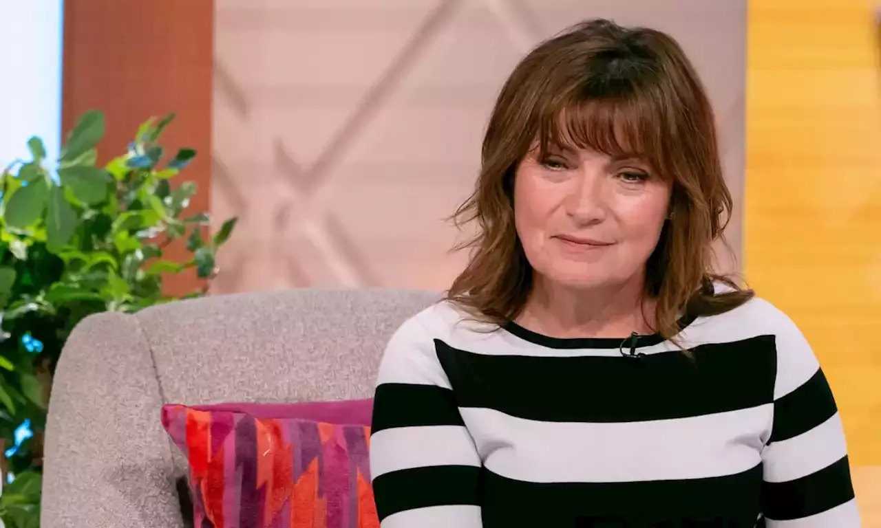Lorraine Kelly Apologises To Viewers As She Fights Back Tears