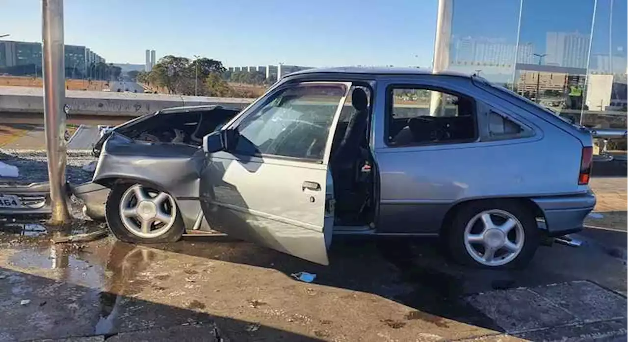 V Deo Mostra Momento Em Que Carro Atropela Pedestres E Mulher