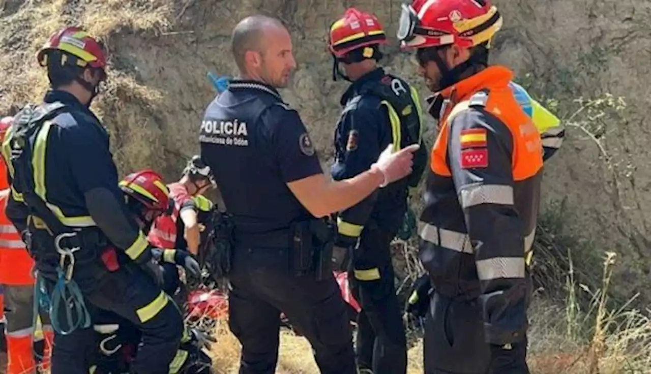 Herida muy grave una ciclista de 52 años al caer por un terraplén de 8