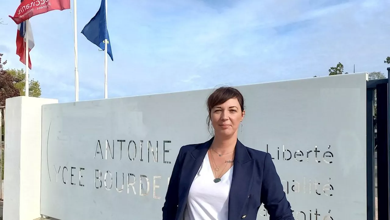 Avec Son Bureau Des Entreprises Le Plus Grand Lyc E De L Acad Mie Veut