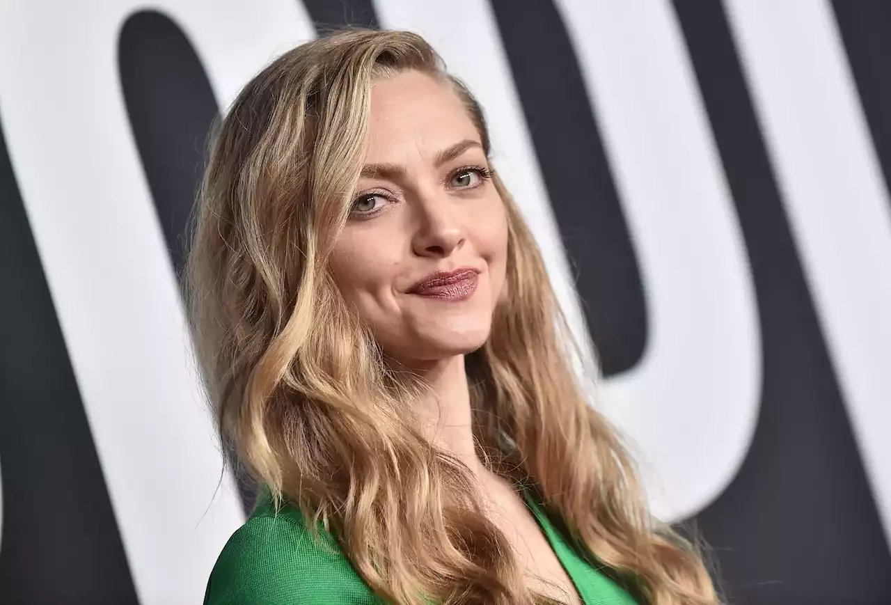 Amanda Seyfried Adorable Dans Un Look Preppy Chic Inspir Du Dressing