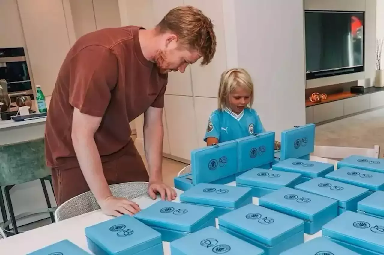 El Incre Ble Y Lujoso Regalo De Kevin De Bruyne A Sus Compa Eros Del