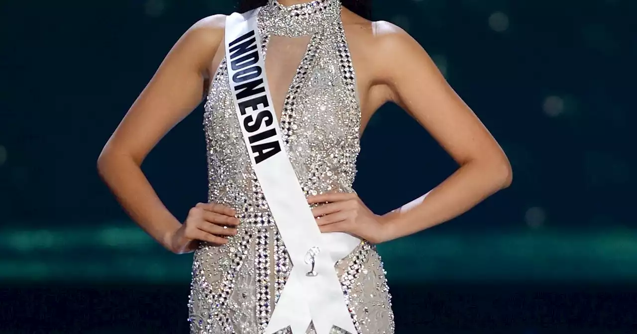 Concursantes De Miss Universo Indonesia Obligadas A Desvestirse Para