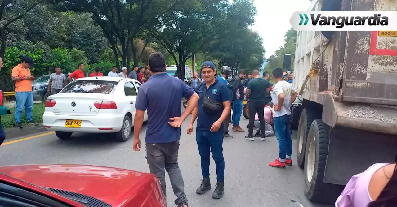 Milagro En El Anillo Vial Una Motociclista Se Salv De Ser Arrollada