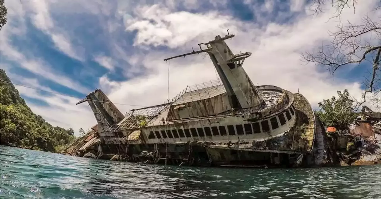 Do encalhe a atração turística conheça navio abandonado há 20 anos