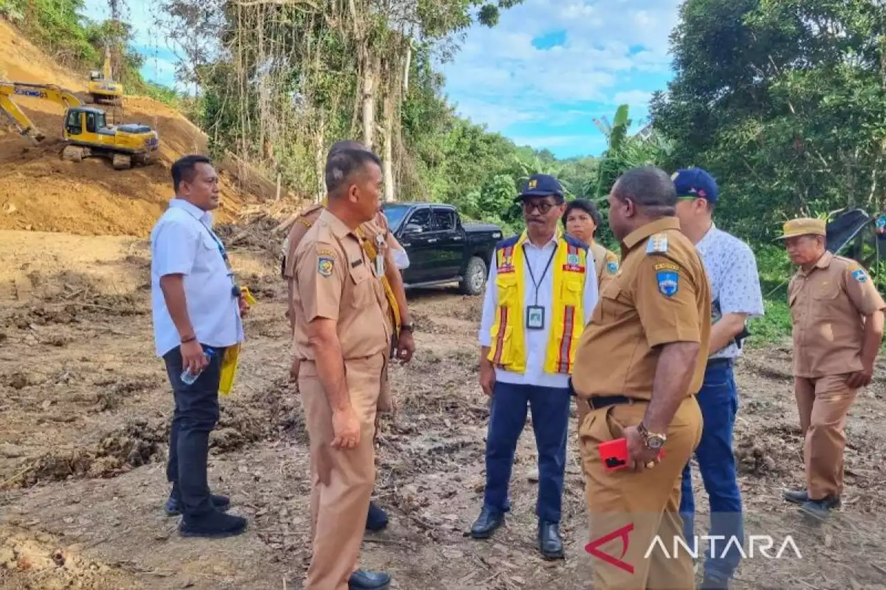 Kementerian Pupr Bangun Jalan Alternatif Baru Di Manokwari Indonesia