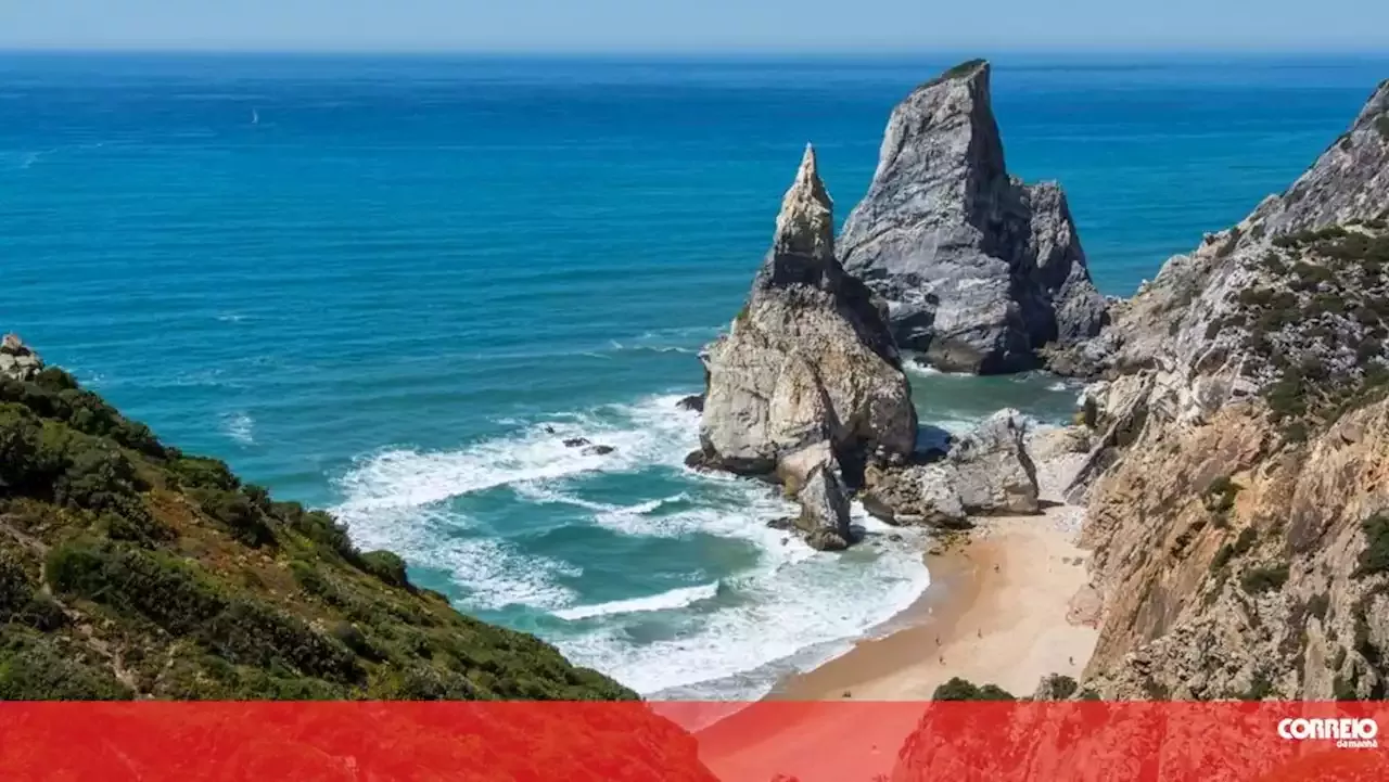 Acionado helicóptero para resgatar mulher presa em rochas na praia da Ursa