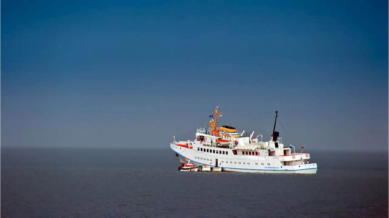 Helgoland Schiff Funny Girl Passagiere In Sicherheit Menschen