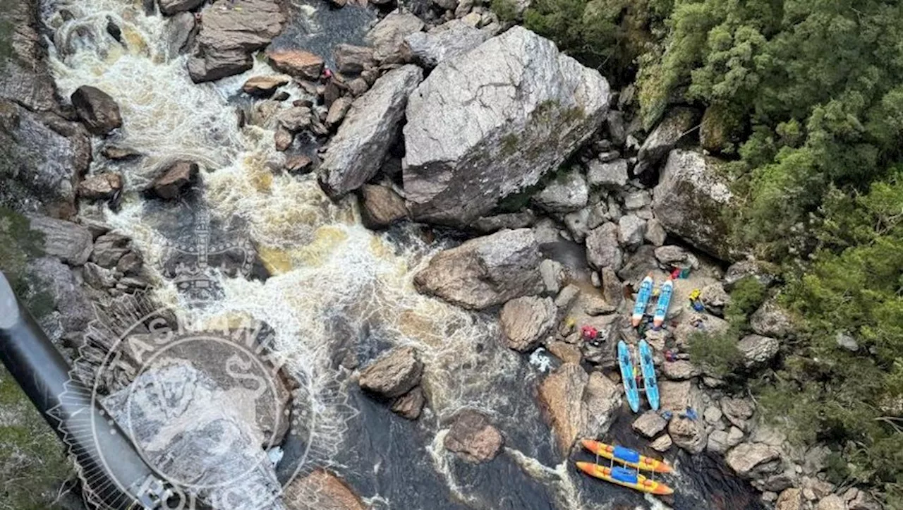 Sa jambe reste coincée pendant 20 heures dans une crevasse un