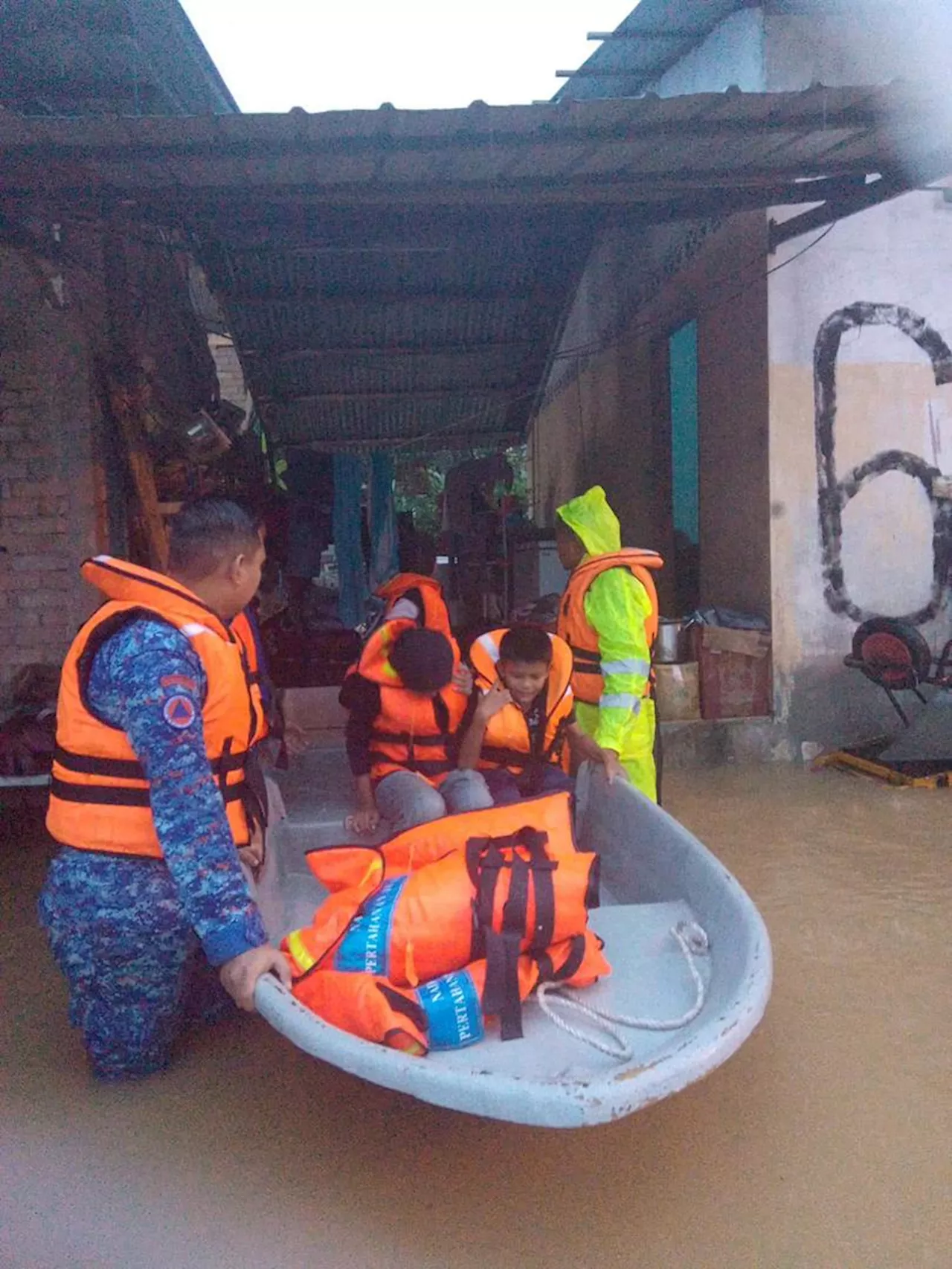 Flood Victims In Kelantan And Terengganu Rise To 1 533 Disaster