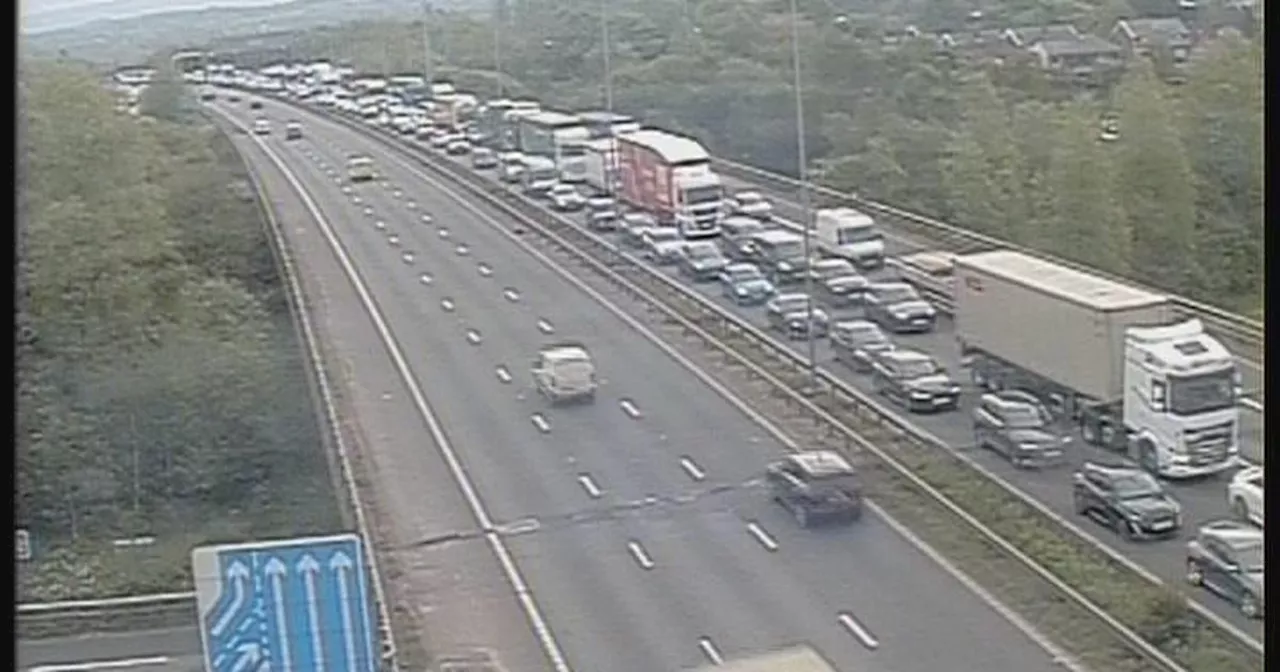 M Live M And M Traffic Updates With Queues On Motorways M