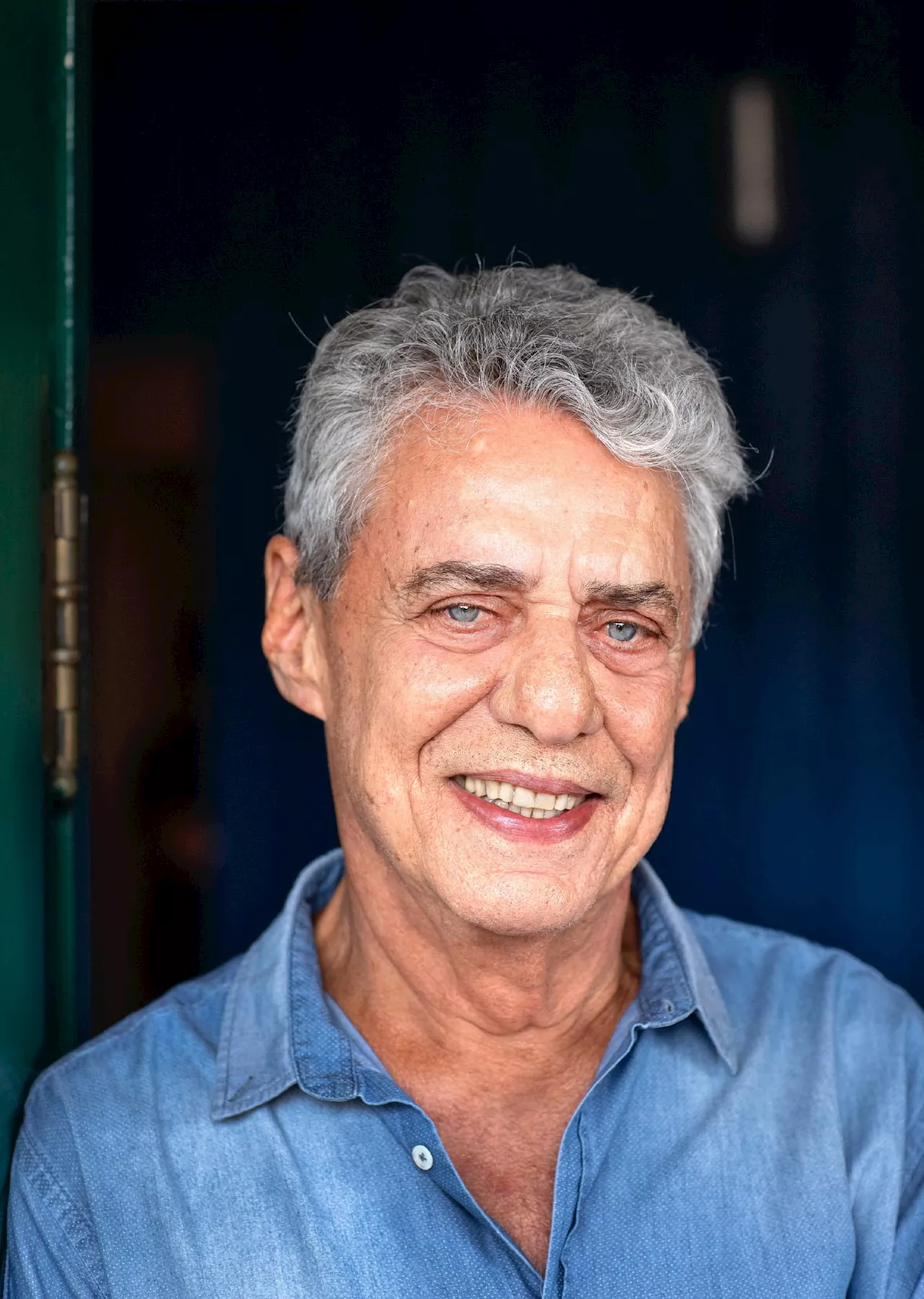 Chico Buarque Chega Aos Anos Como Um Dos Mais Po Ticos E