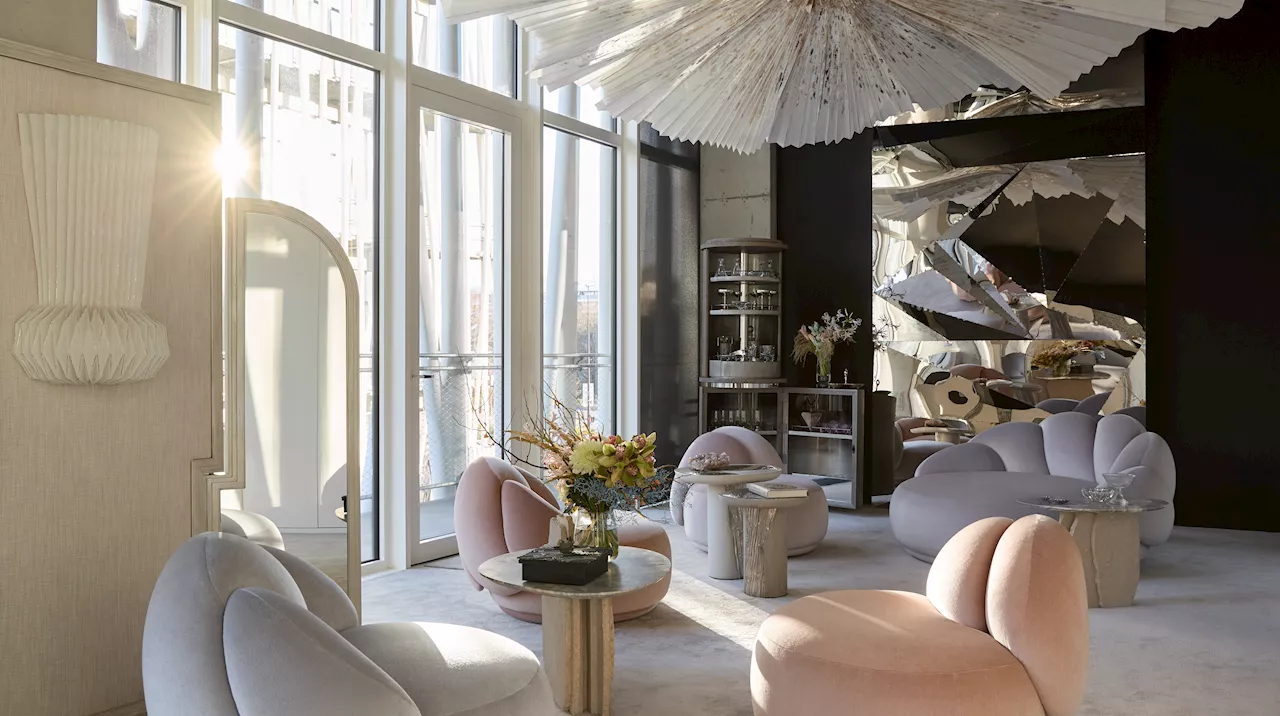 Renowned Architect Designs A Private Salon For The Work Of Chanels