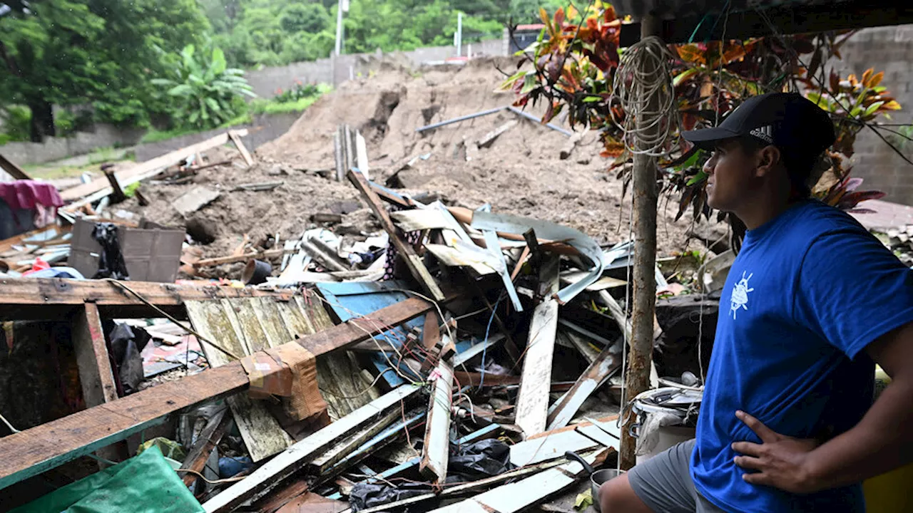 El Salvador El Salvador Rebaja Alerta Por Las Lluvias Que Dejaron