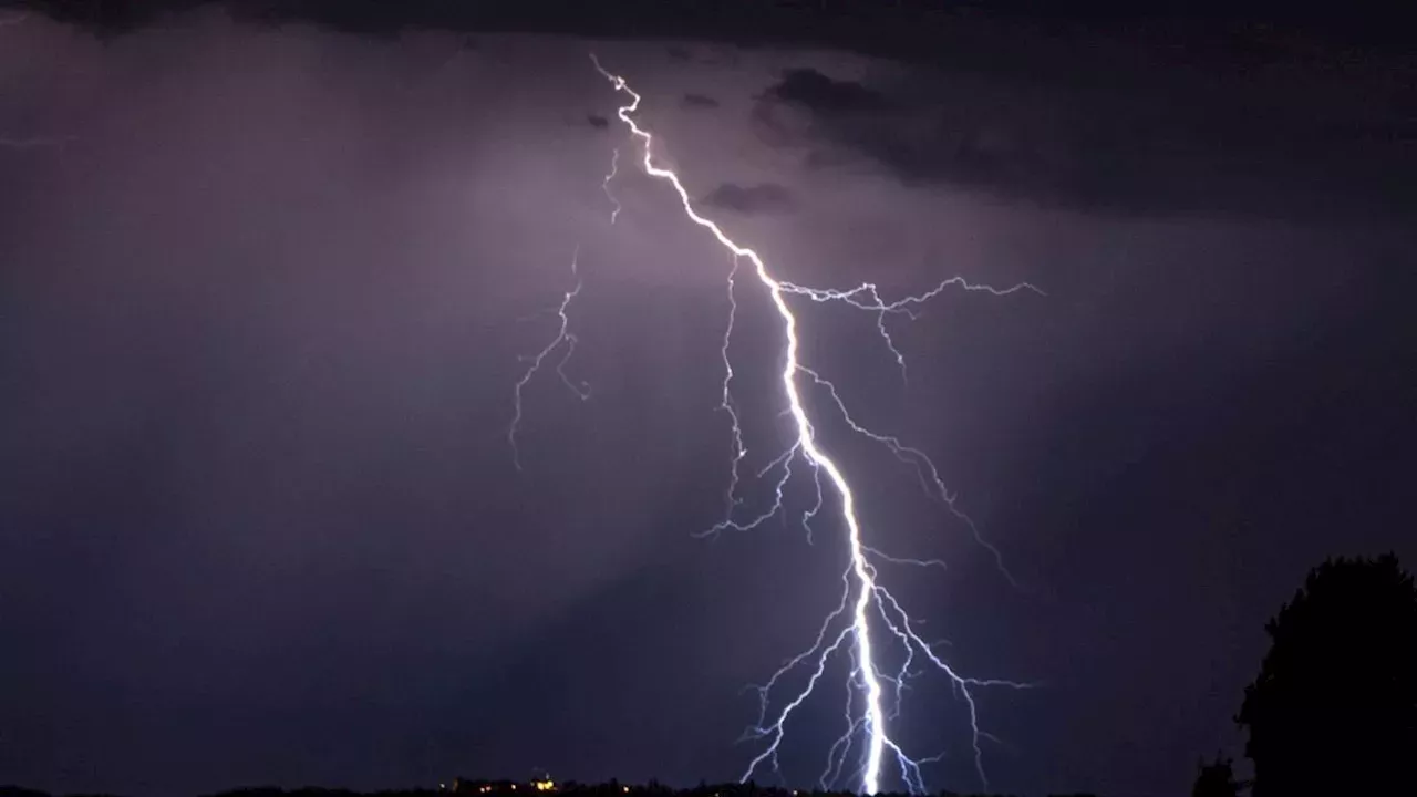 Amtliche Warnung Vor Schwerem Gewitter Mit Hagel Im Unterallg U