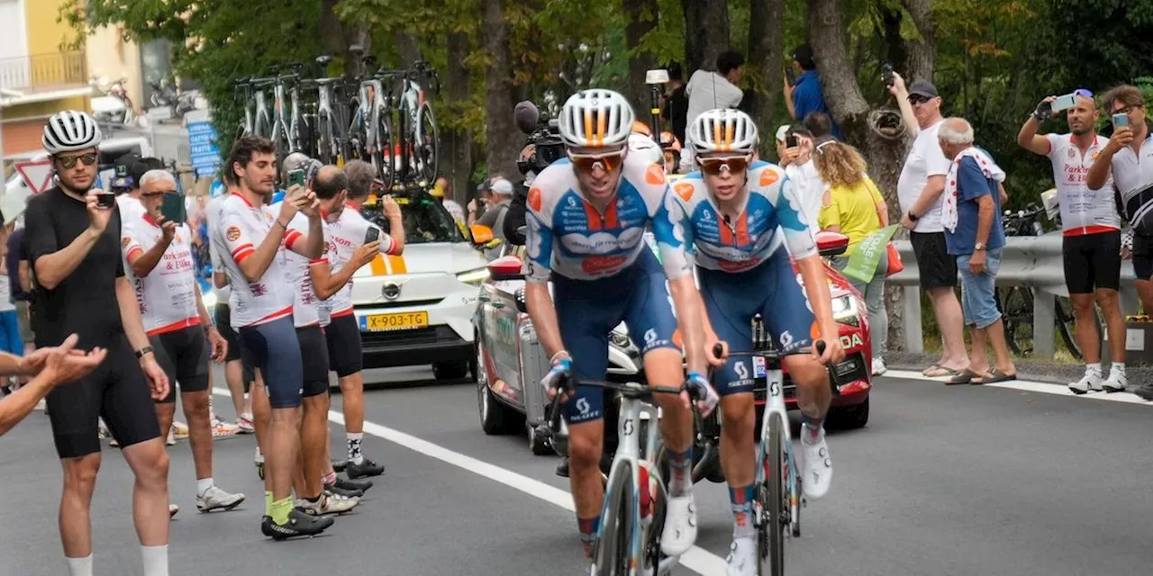 Bardet Gewinnt Auftaktetappe Der Tour De France Deutschland