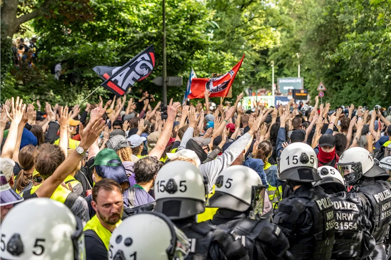 Proteste Gegen Afd Parteitag In Essen Linksextreme Bedrohen