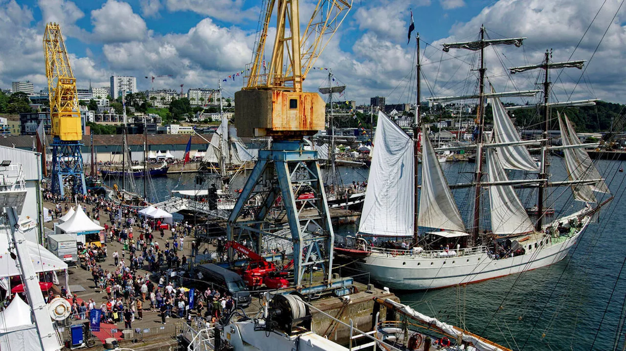 Direct Les F Tes Maritimes De Brest Ont Attir Visiteurs