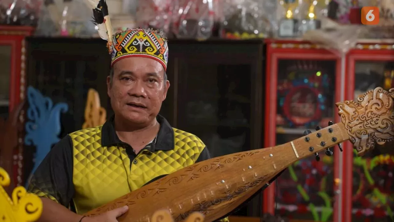 Alat Musik Dayak Mengenal Sape Alat Musik Tradisional Masyarakat