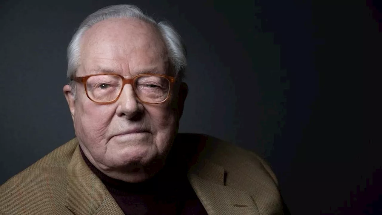 Front National Jean Marie Le Pen l ancien président du FN de retour