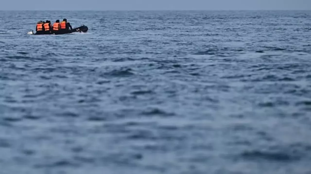 Traversée de la Manche huit migrants meurent en tentant de rejoindre