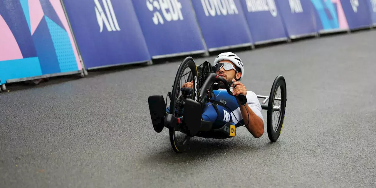 Jeux paralympiques le relais français en paracyclisme titré France