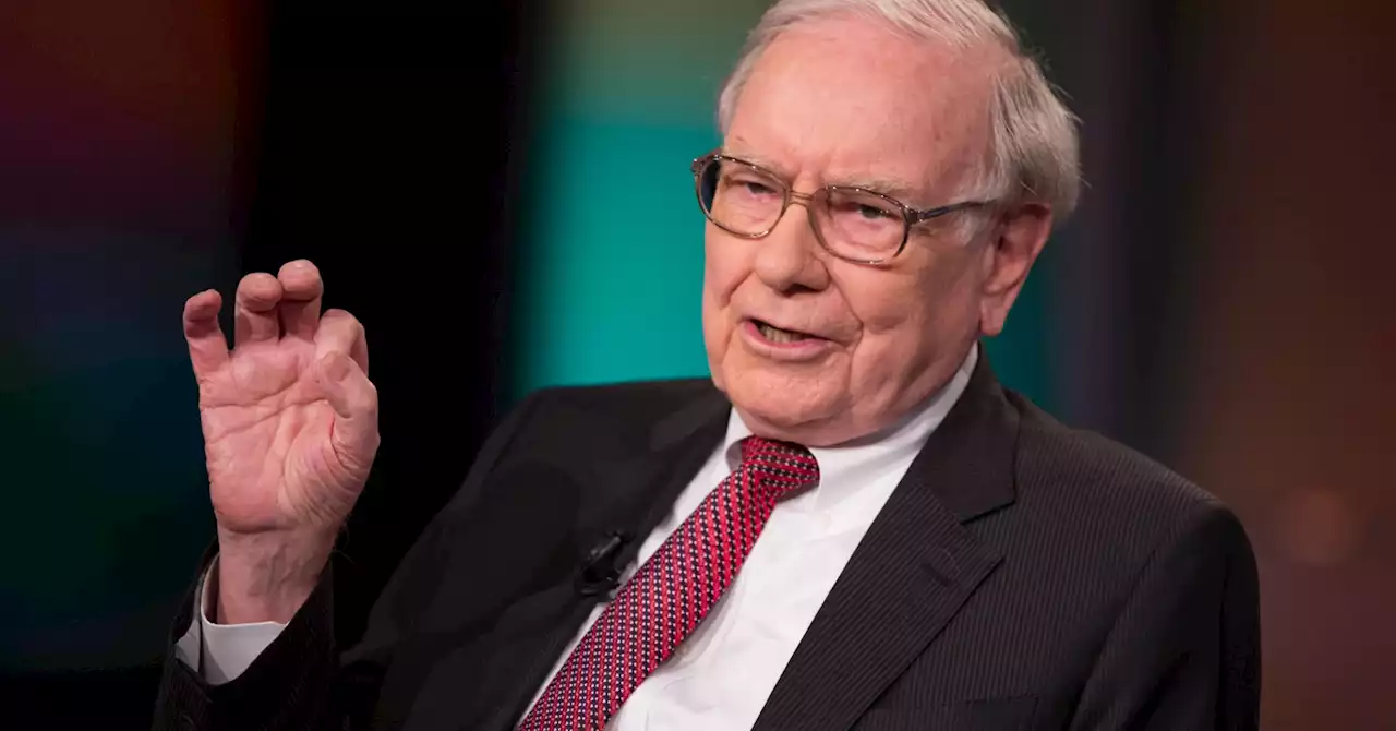 Warren Buffett never buys or sells stocks using this common method