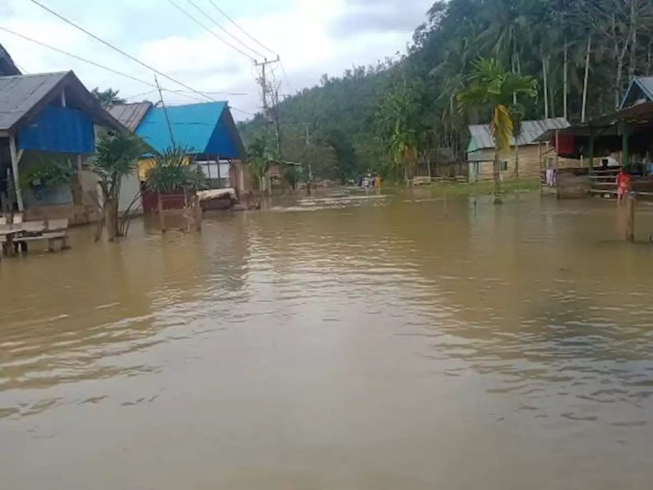 Banjir di Kota Sorong Masih Belum Surut, Warga Berharap Bantuan : Okezone News