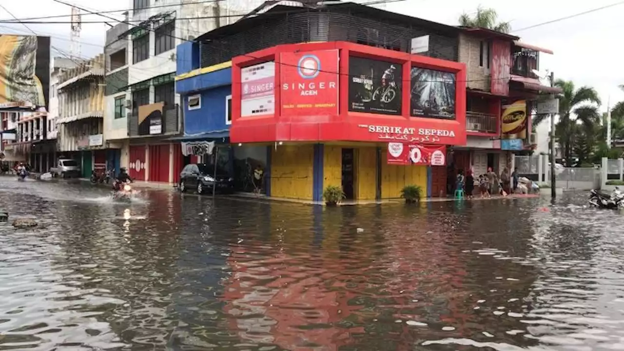 Banjir Rendam Sejumlah Wilayah di Kota Banda Aceh : Okezone News