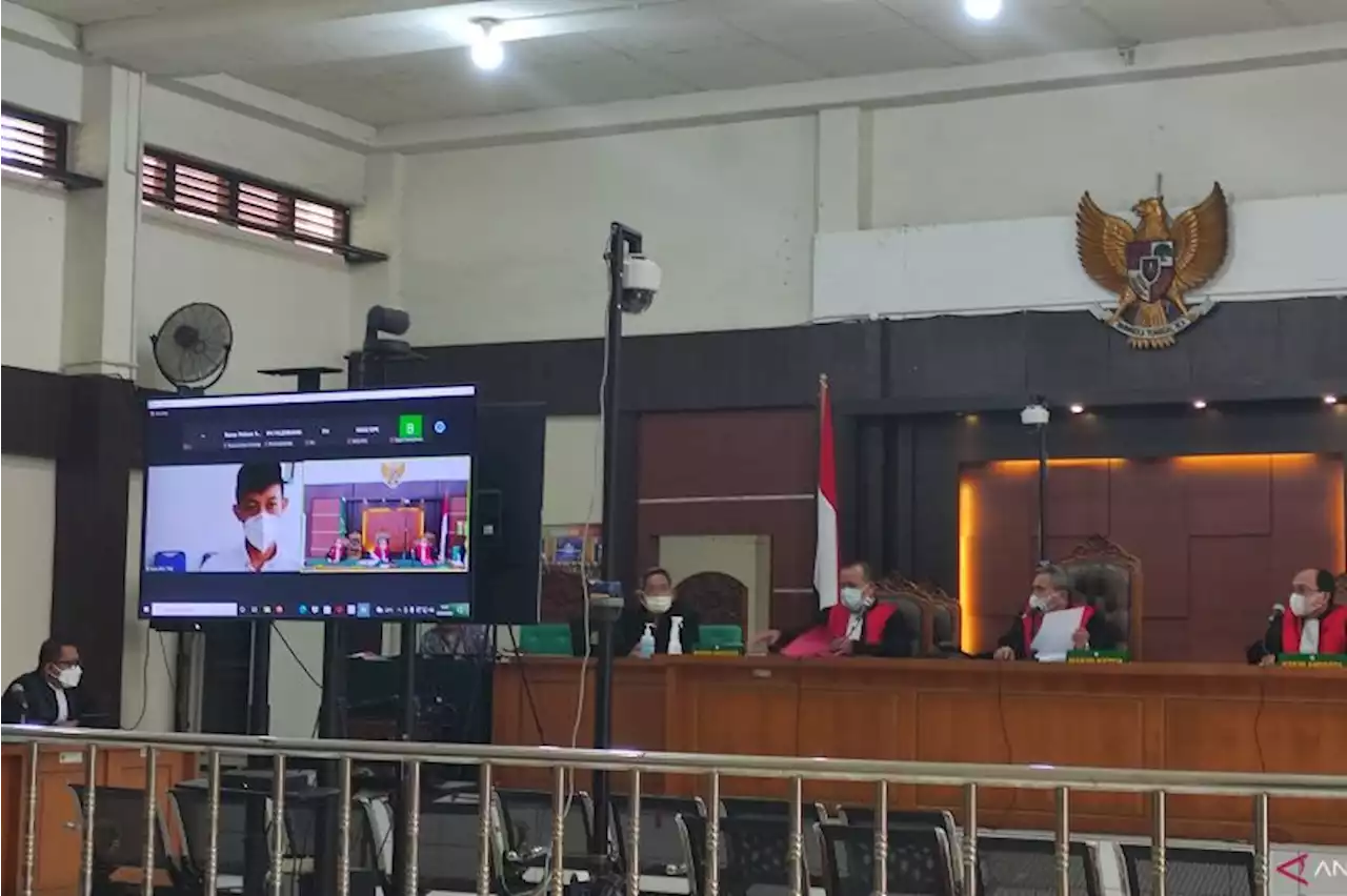 Hakim Tunda Sidang Putusan Penyuap Bupati Nonaktif Musi Banyuasin Dodi Reza : Okezone News