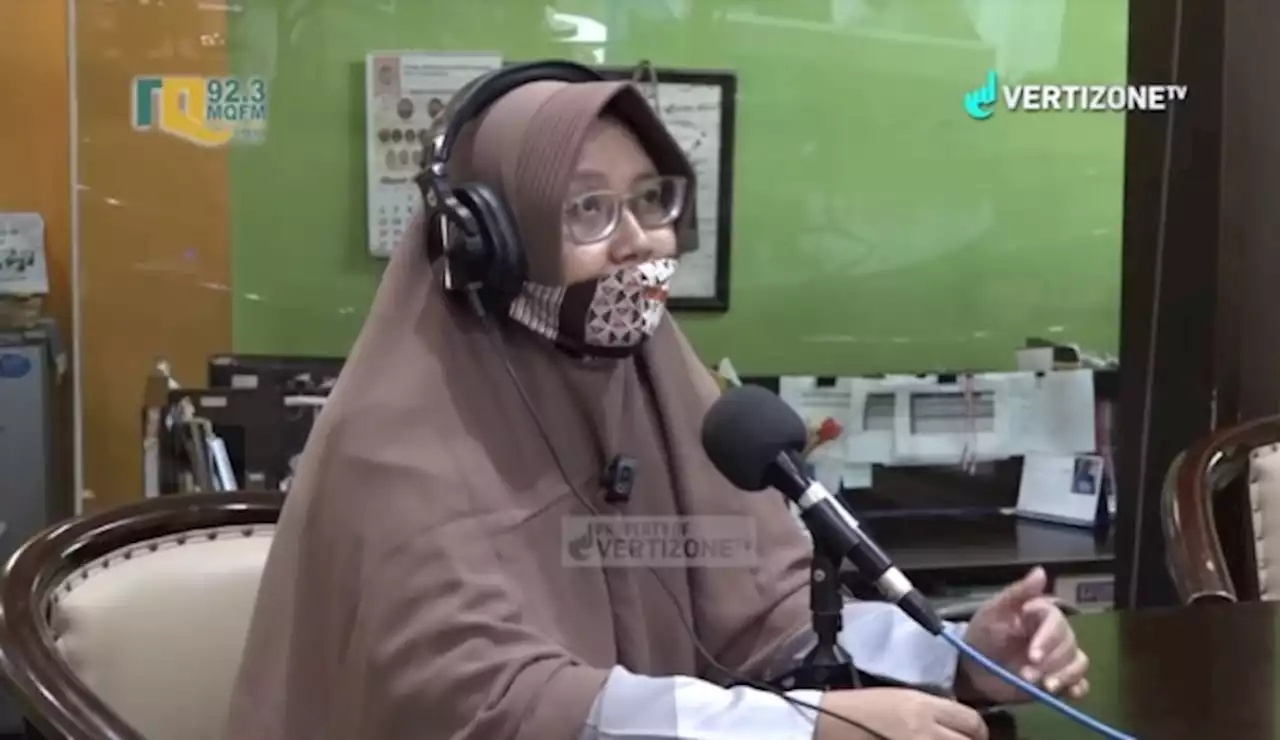 Ibu Ini Jadi Mualaf Usai Merasa Dipeluk Tuhan hingga Tersungkur Sujud, 4 Putrinya pun Ikut Ucap Syahadat : Okezone Muslim