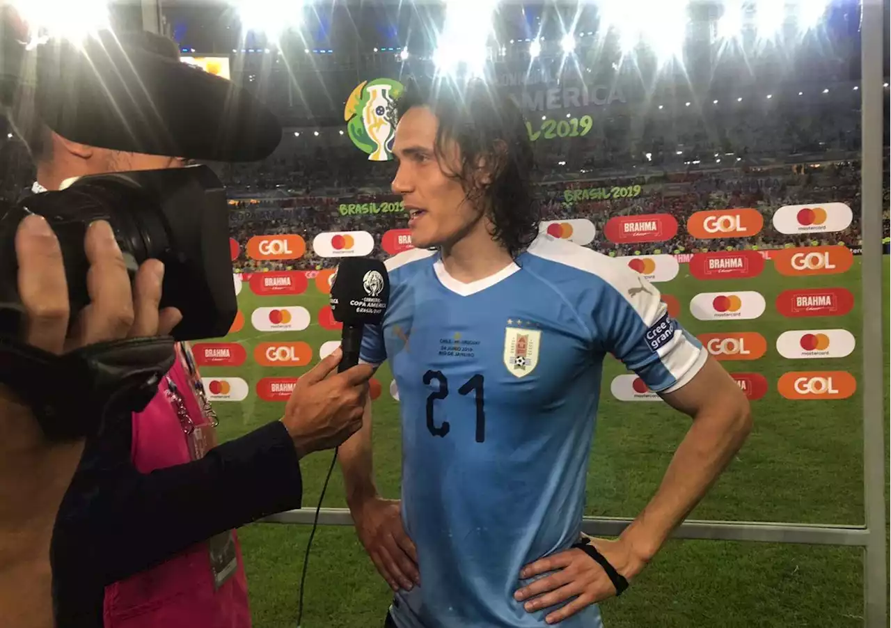 Komentar Cavani Usai Jadi Pahlawan Kemenangan Uruguay atas Cile : Okezone Bola