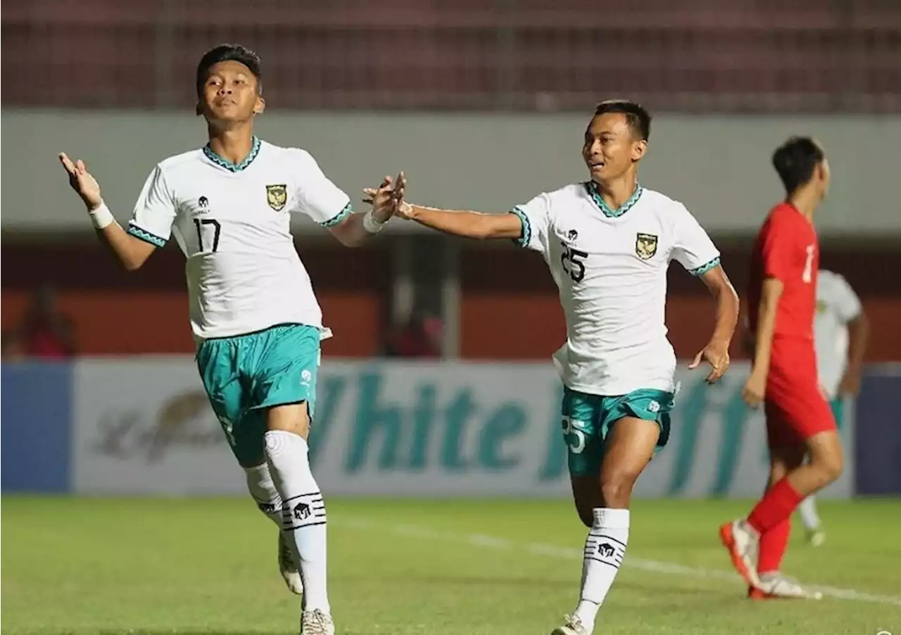 Piala AFF U-16 2022: Nabil Asyura Hattrick, Timnas Indonesia U-16 Bantai Singapura 6-0 di Babak Pertama : Okezone Bola