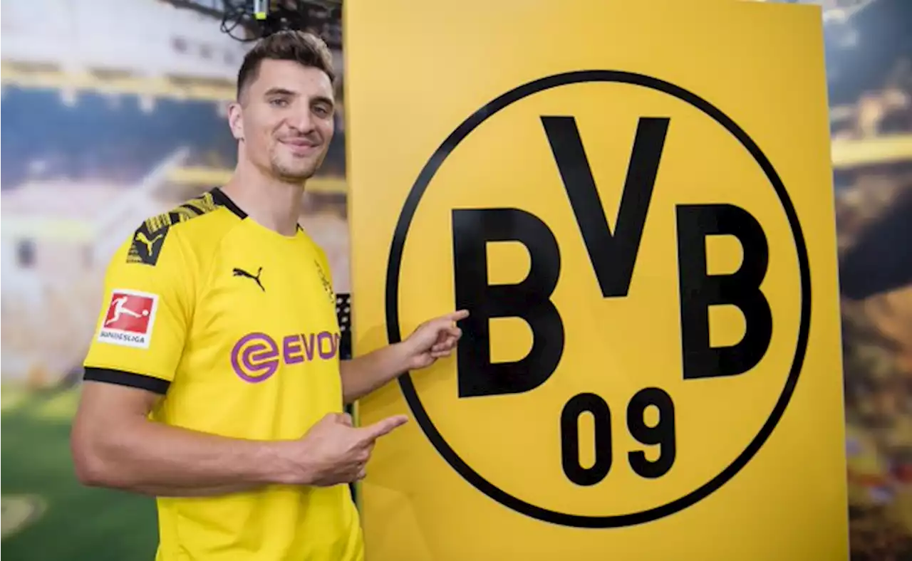 Thomas Meunier Resmi Merapat ke Borussia Dortmund : Okezone Bola