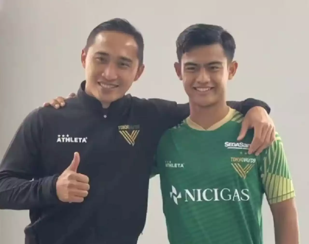 Tokyo Verdy Pajang Foto Pratama Arhan Kenakan Jersey, Netizen: Kapan Mainnya : Okezone Bola