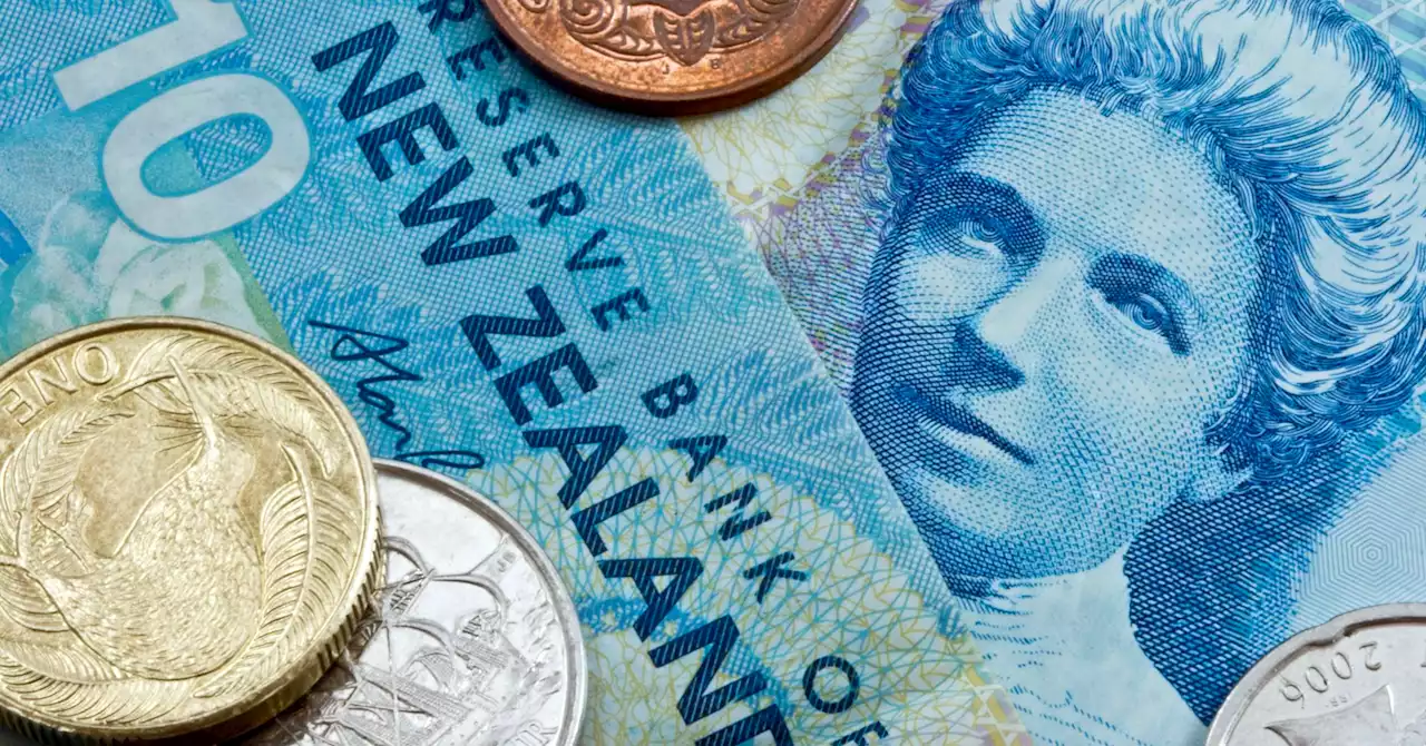 Sell the Aussie and Kiwi dollar, buy the yuan, says ANZ