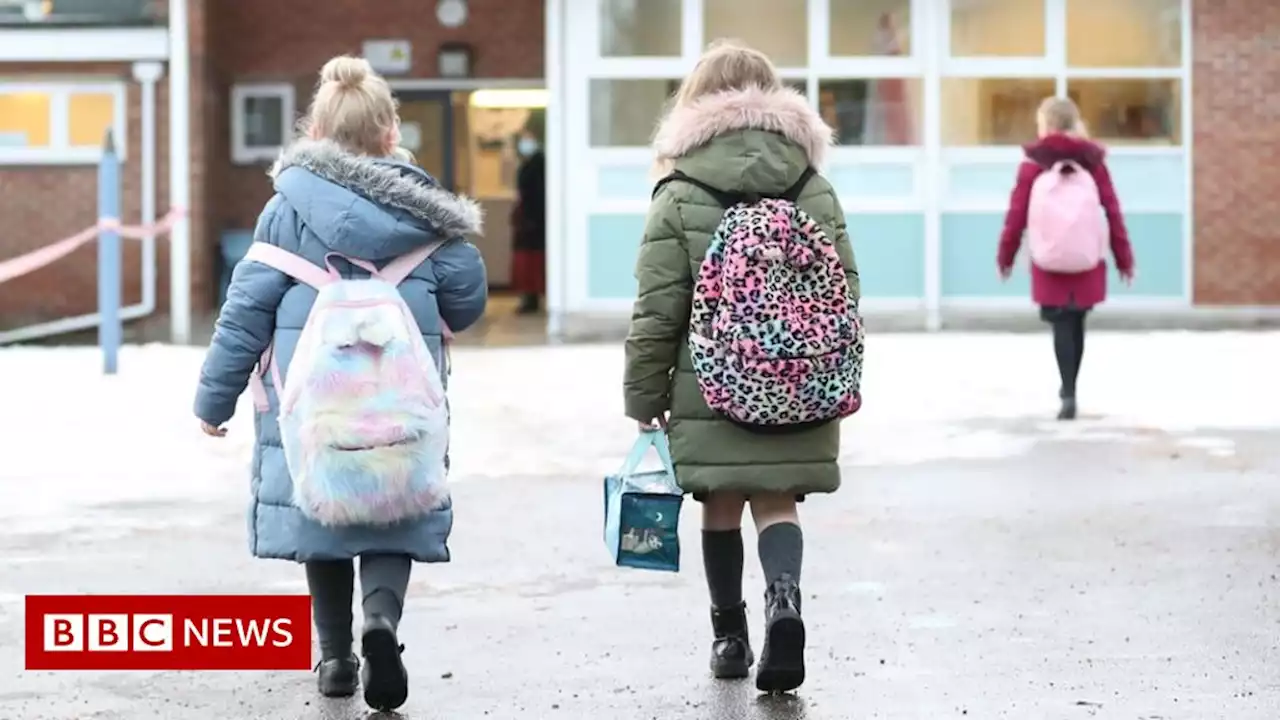 Leicestershire parents urged to get Covid jabs