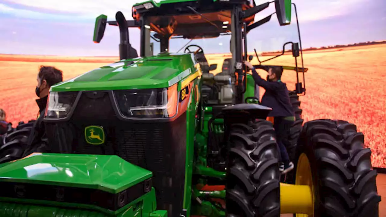 There's a surprising new autonomous driving play on Wall Street: Deere