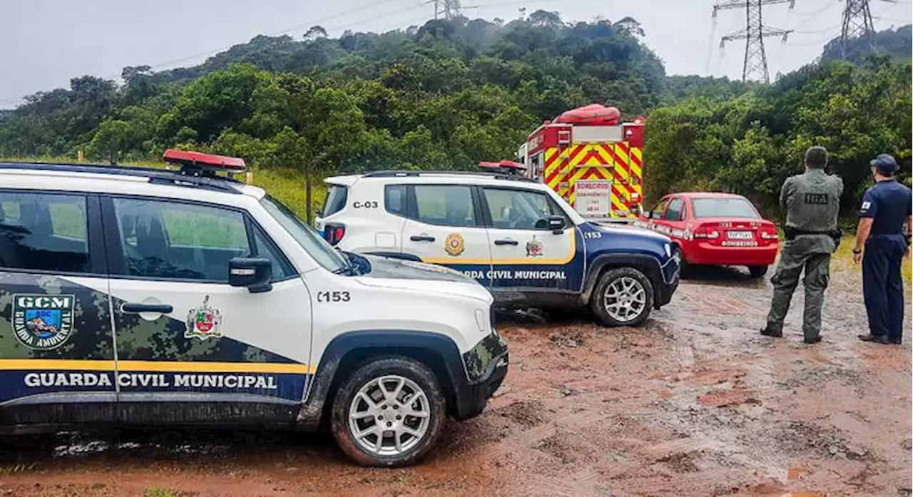 Turistas que sumiram em área de cachoeira são resgatados em SP