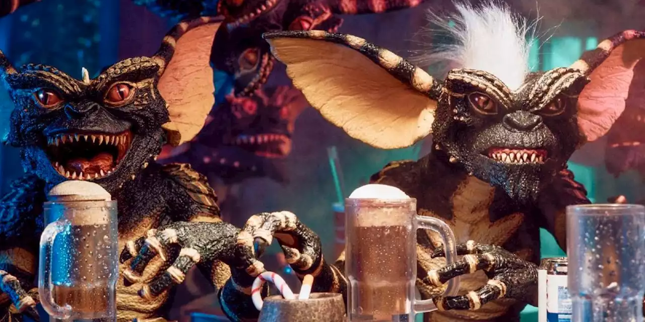 Gremlins Bar Scene Recreated In Impressive Toy Art Image