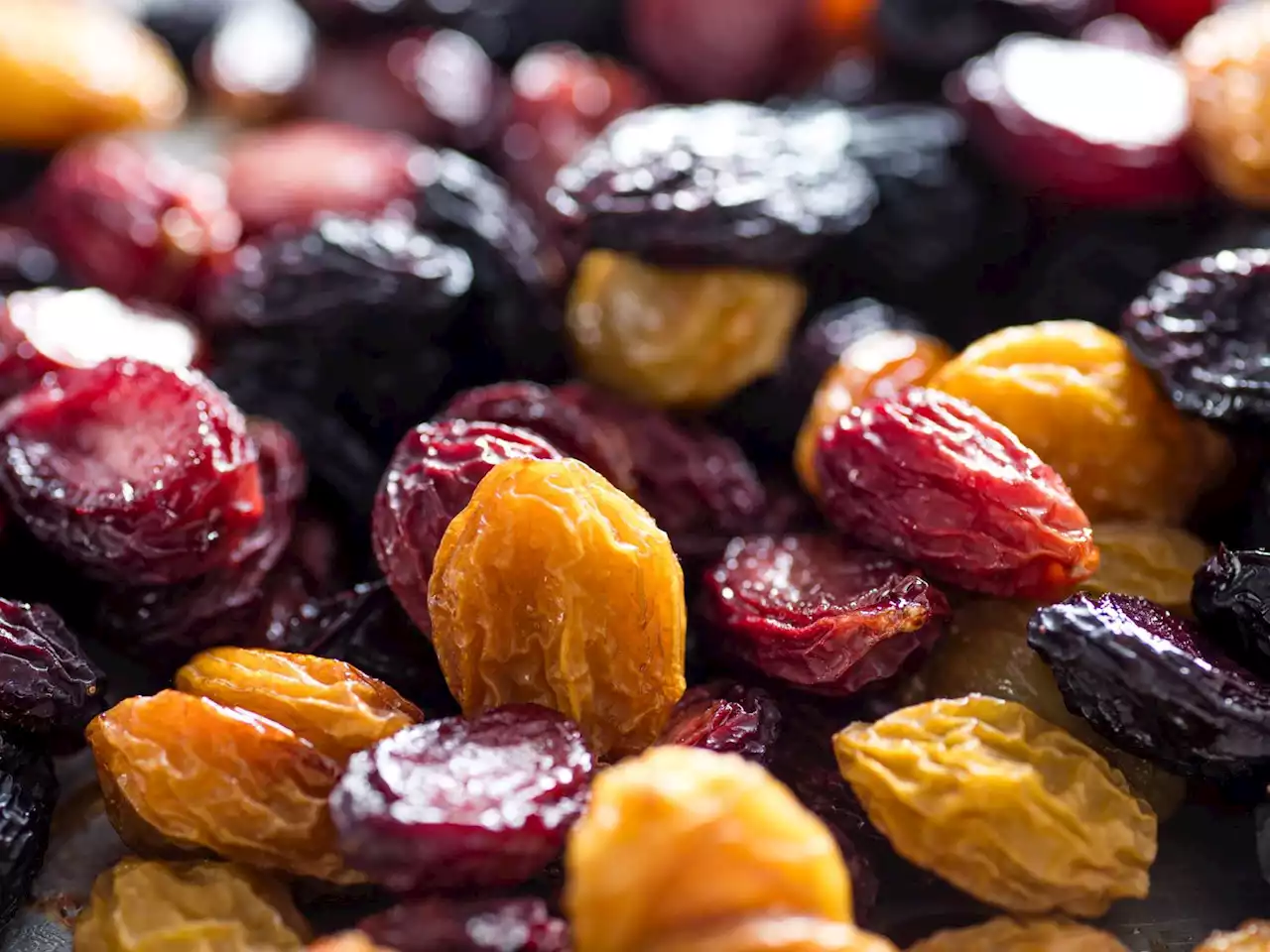 Use the Oven to Make the Plumpest, Tastiest Homemade Raisins