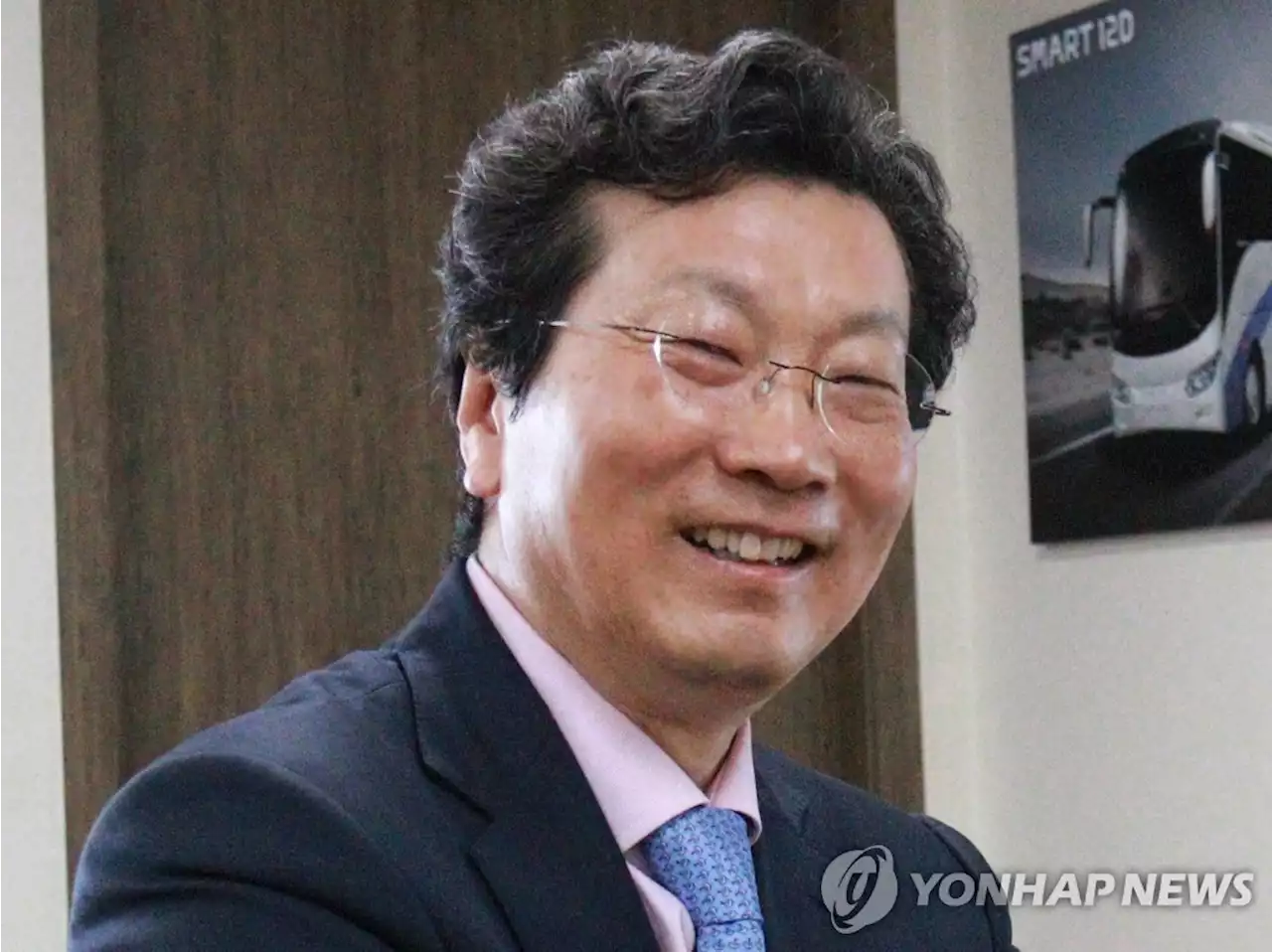 '쌍용차 새주인' 강영권 '사명·로고 변경한다…고용유지 3년' | 연합뉴스