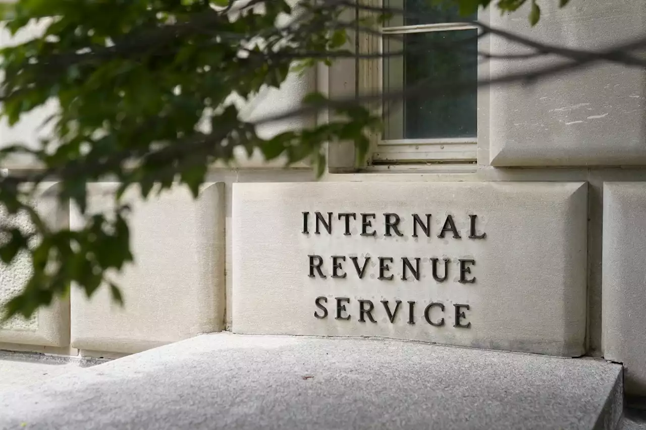 Tax season begins two weeks early due to virus, IRS funding | AP News