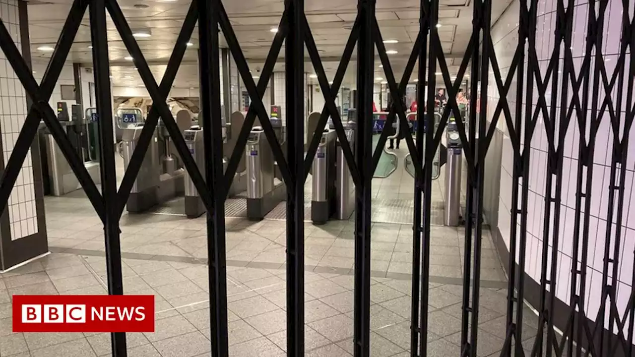 London Underground: Workers vote to strike