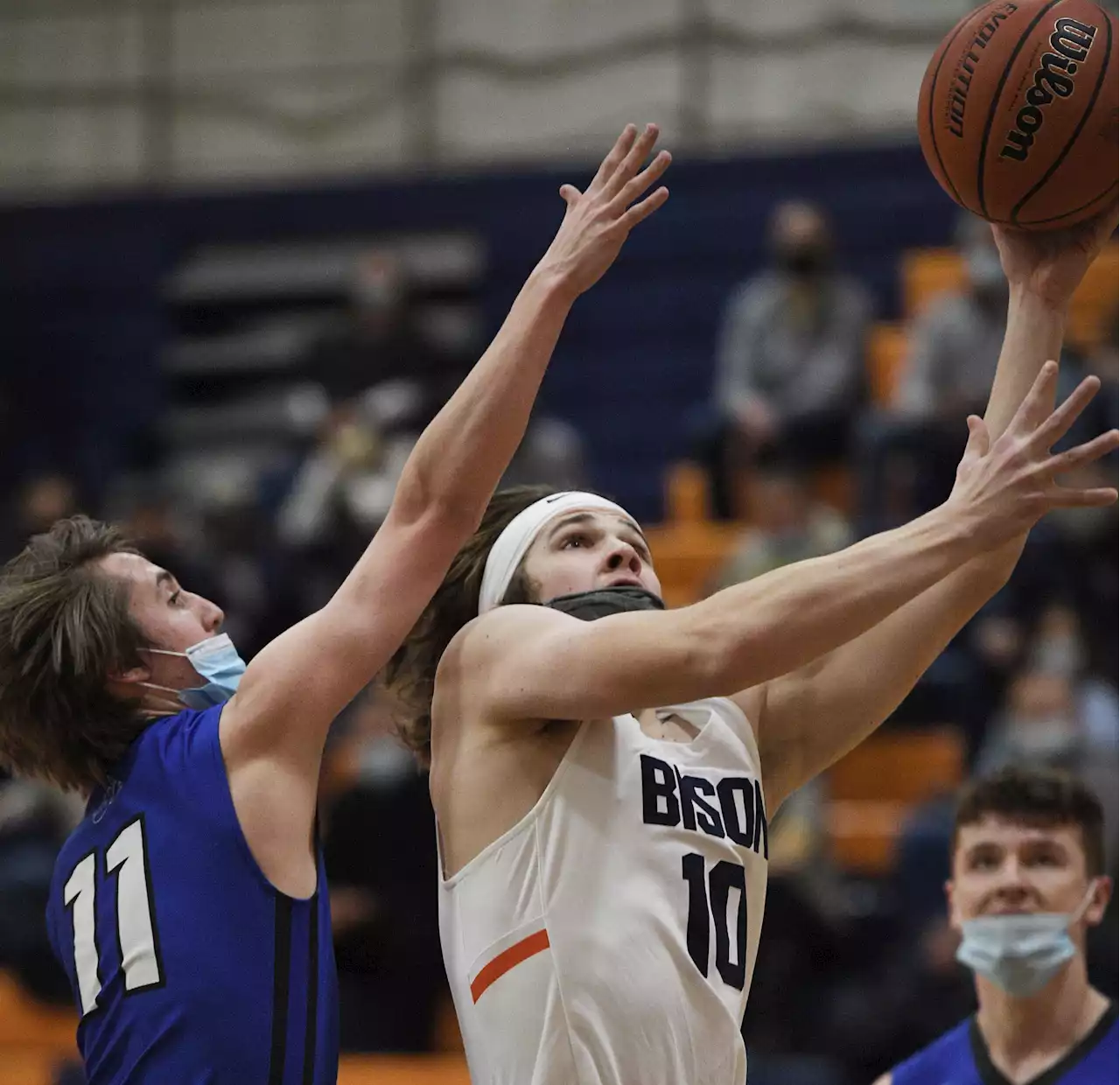 Late surge sends Vernon Hills past Buffalo Grove