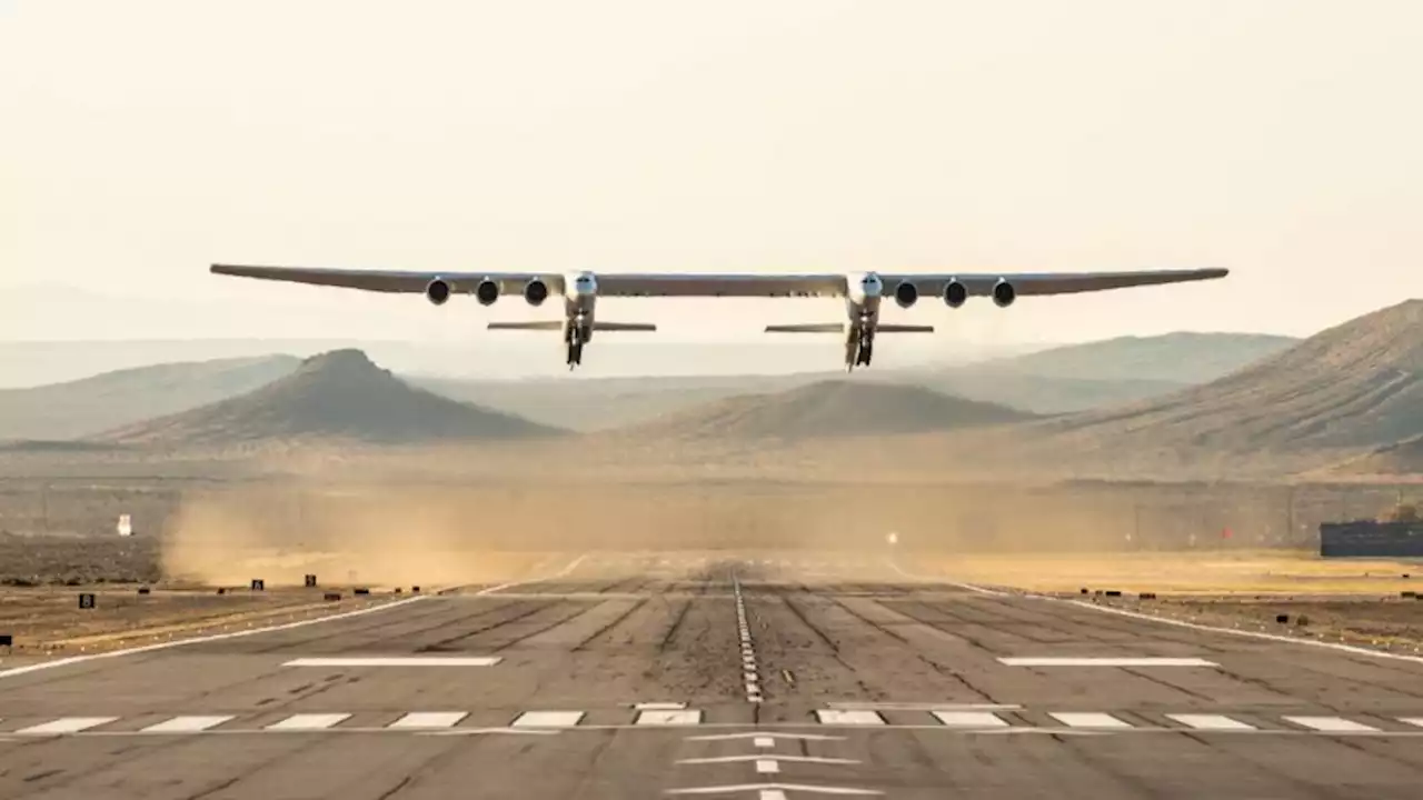 Stratolaunch Truly is the World's Largest Aircraft