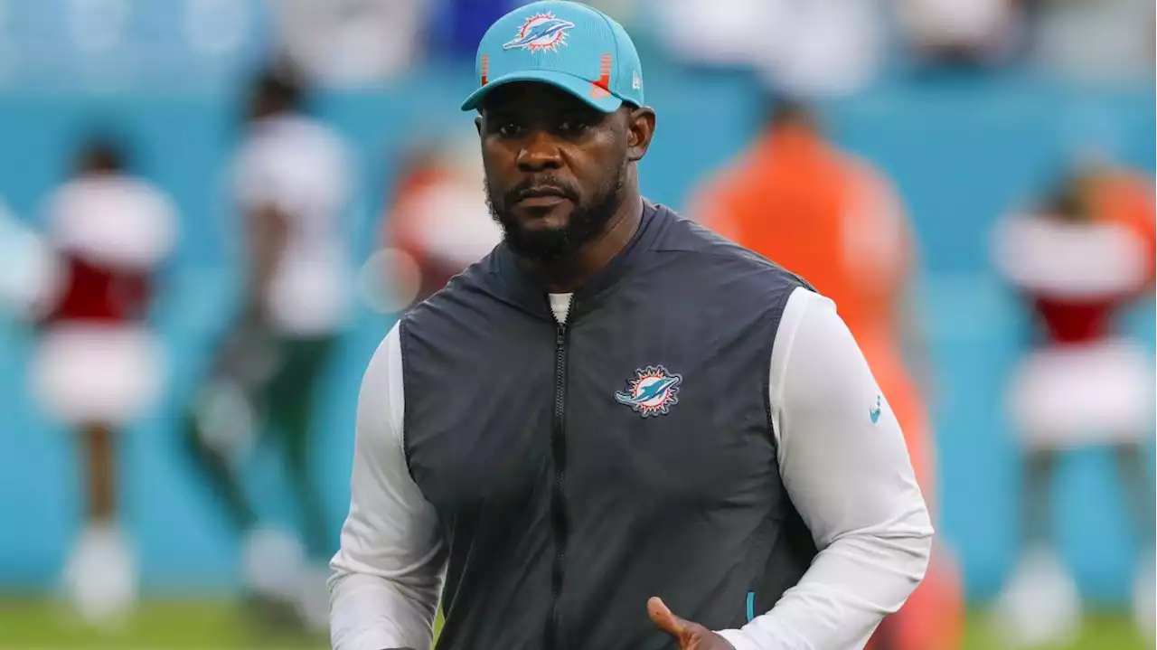 Report: Bears to Interview Former Dolphins Coach Brian Flores