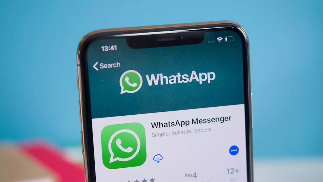 WhatsApp voice messages may soon be playable anywhere in the app